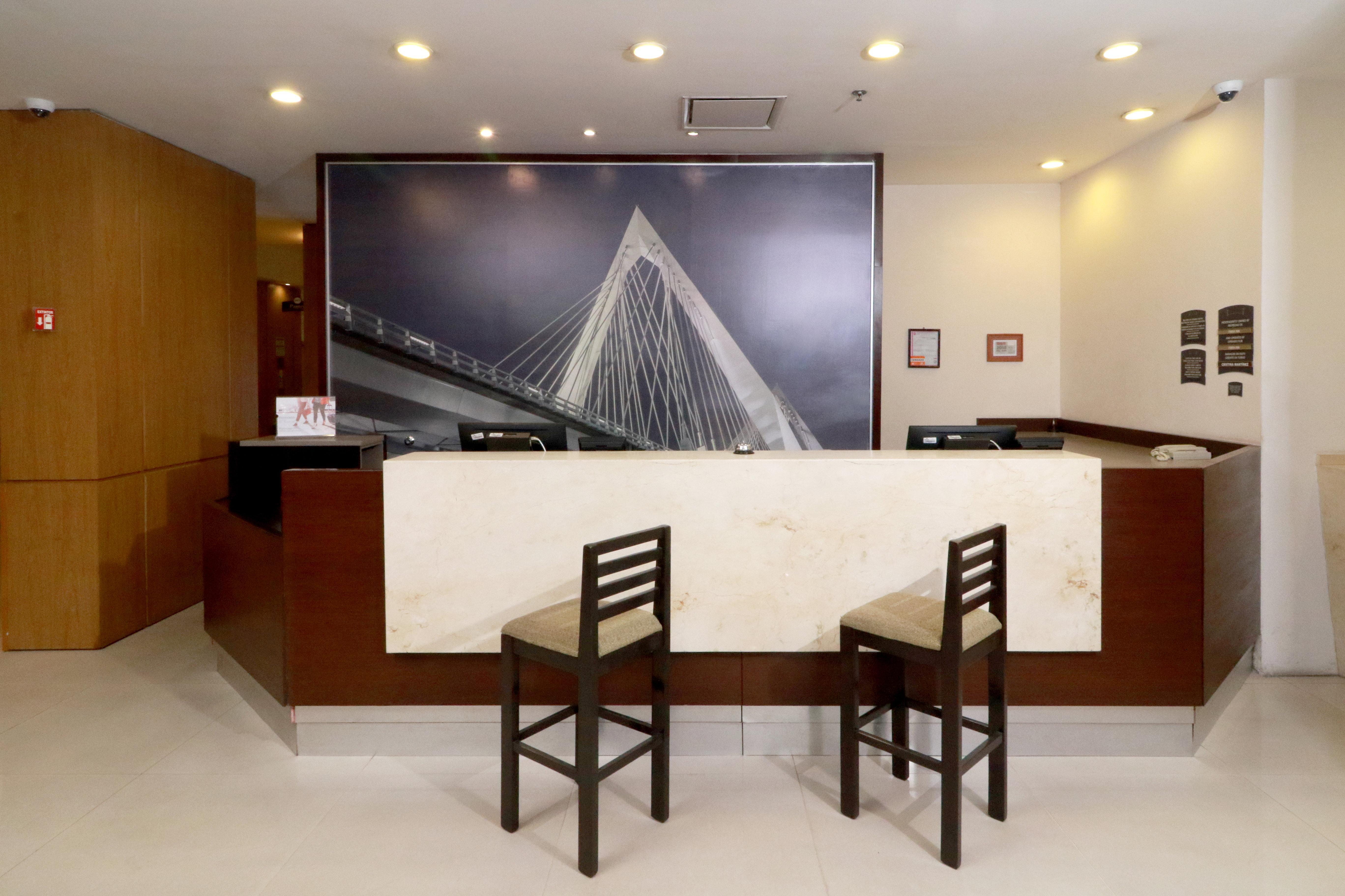 Staybridge Guadalajara Expo By Ihg