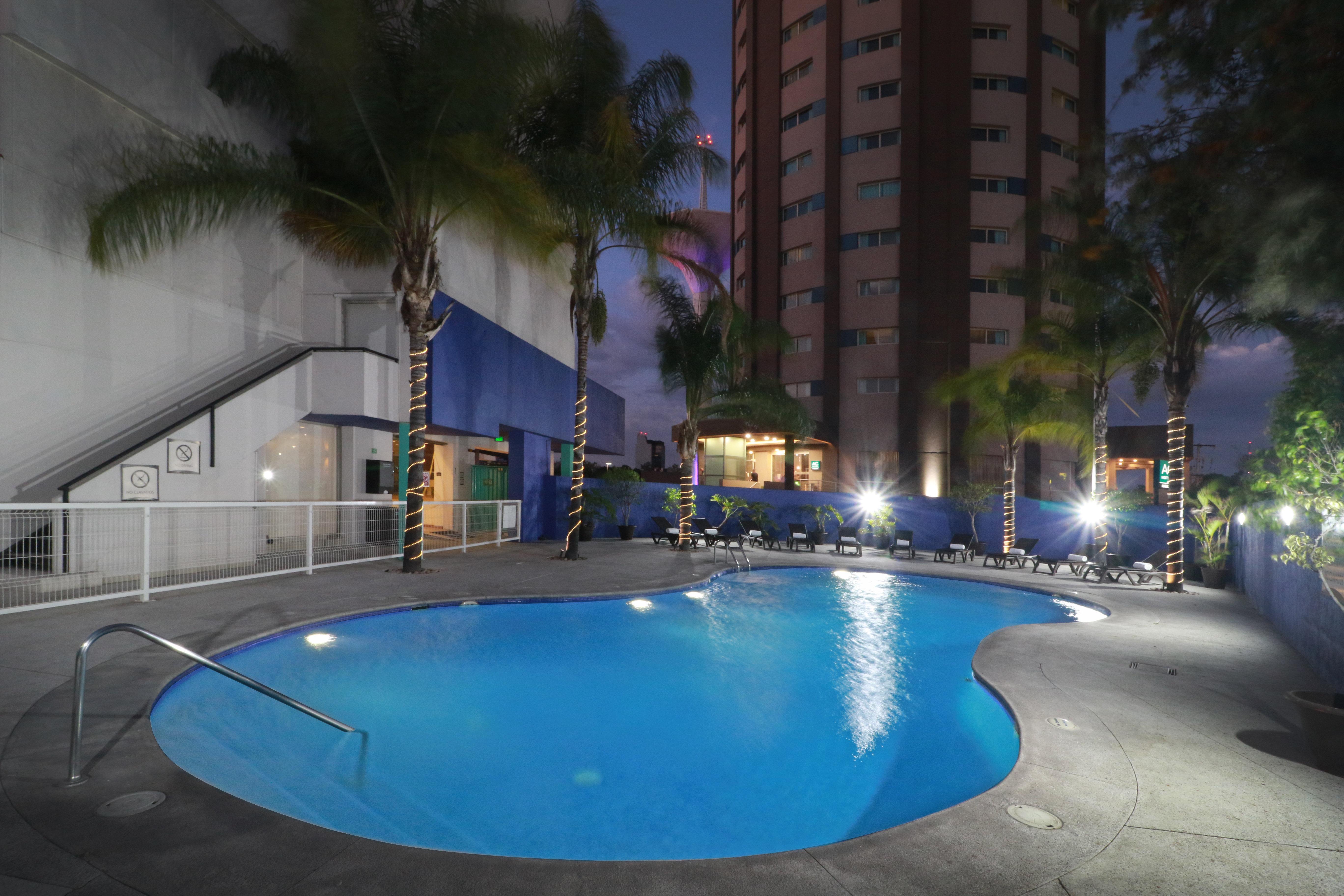 Aparthotel Staybridge Guadalajara Expo By Ihg 4*